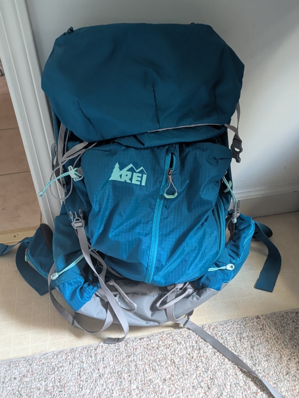 REI Teal Blue Women's Hiking Backpack with Gray Accents